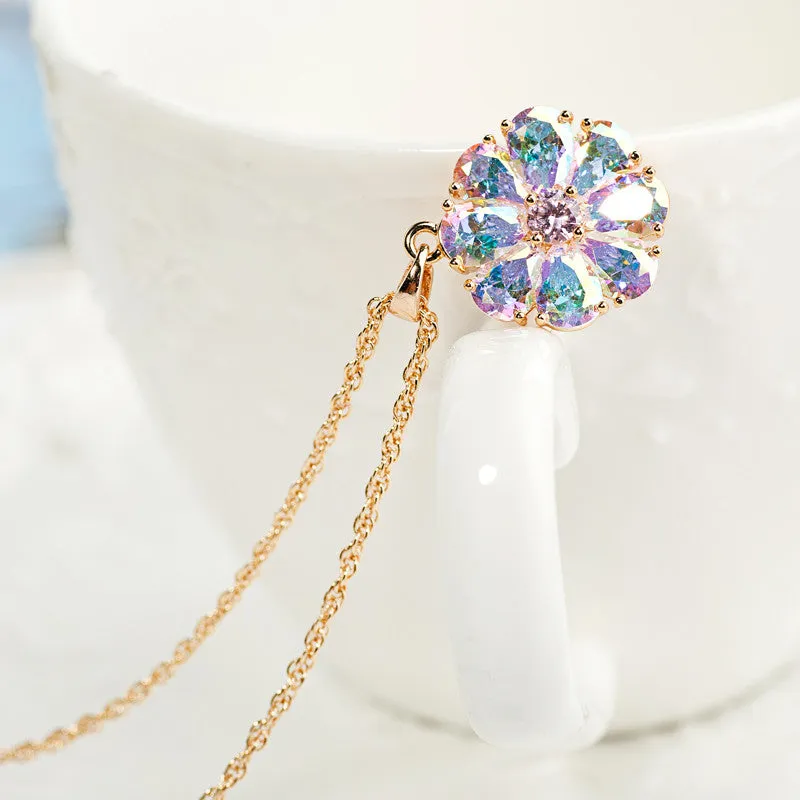 Brand New Arrival Shining Rainbow Flower Cubic Zircon Pendant Necklace for Women Girl's Jewelry Gift Champagne Gold Plated