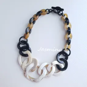 Charming Buffalo Horn Necklace J17876, Made by Natural Material