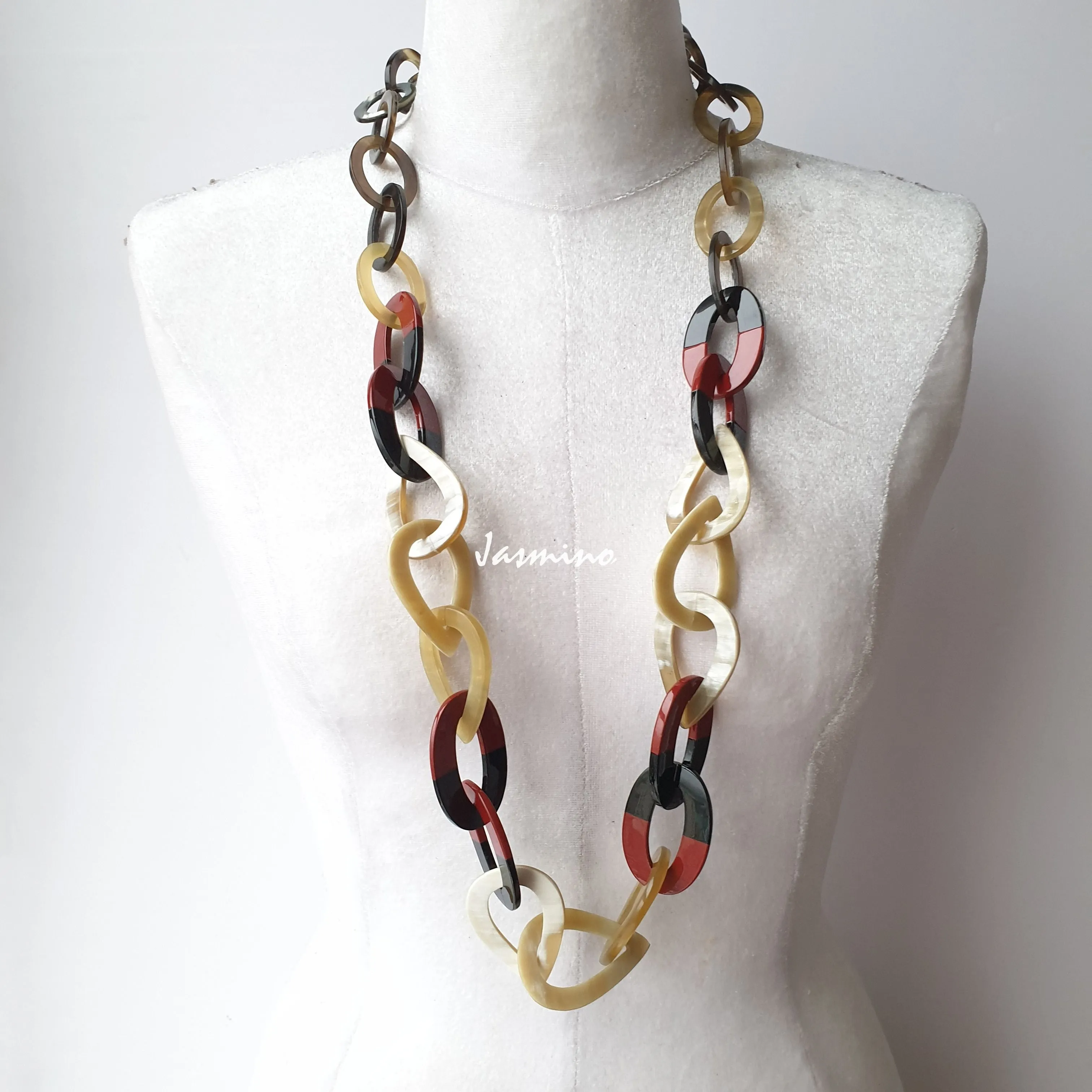 Charming Horn Necklace J18054, Made by Natural Buffalo Horn & Lacquer
