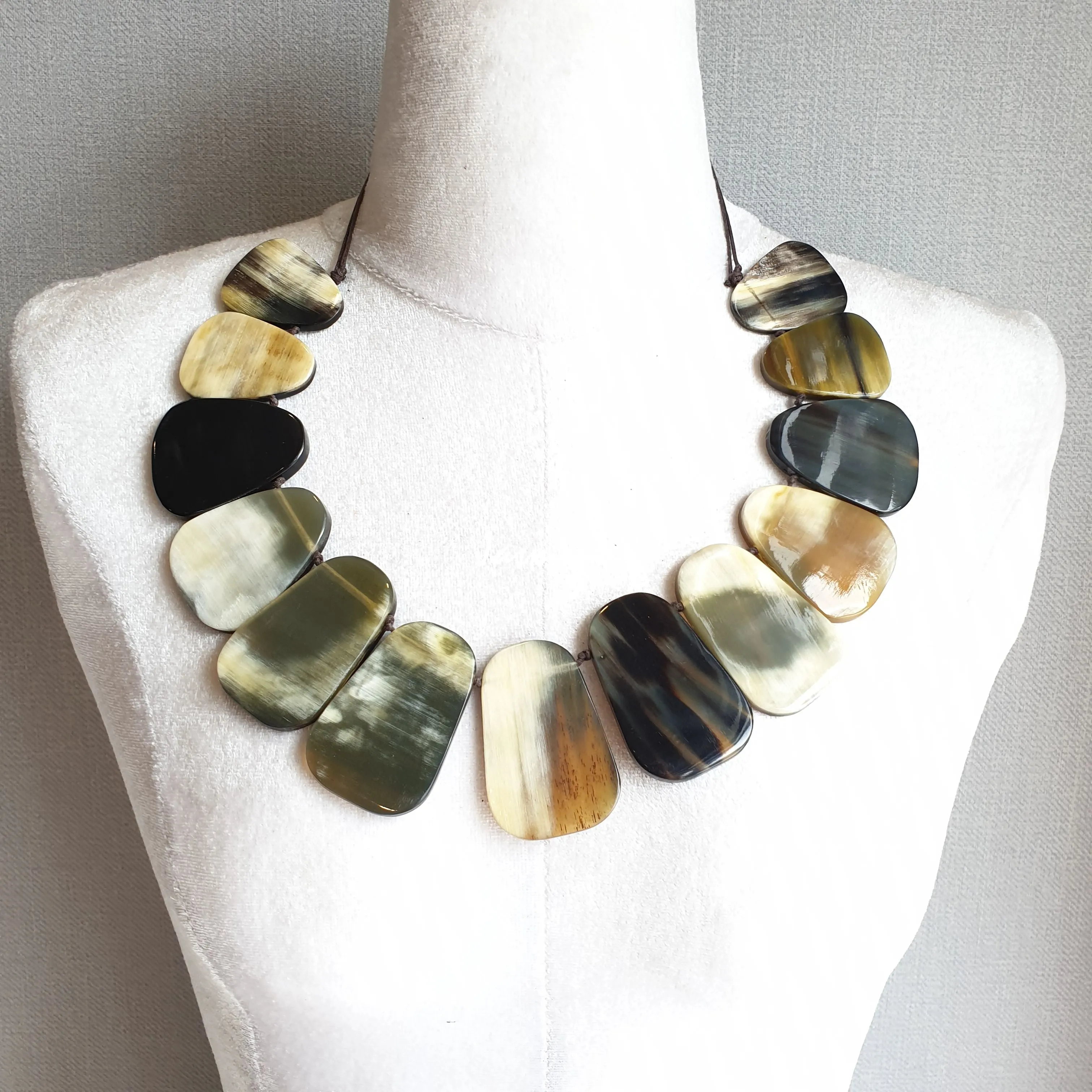 Mystery Horn Necklace J17364, Made by Natural Buffalo Horn