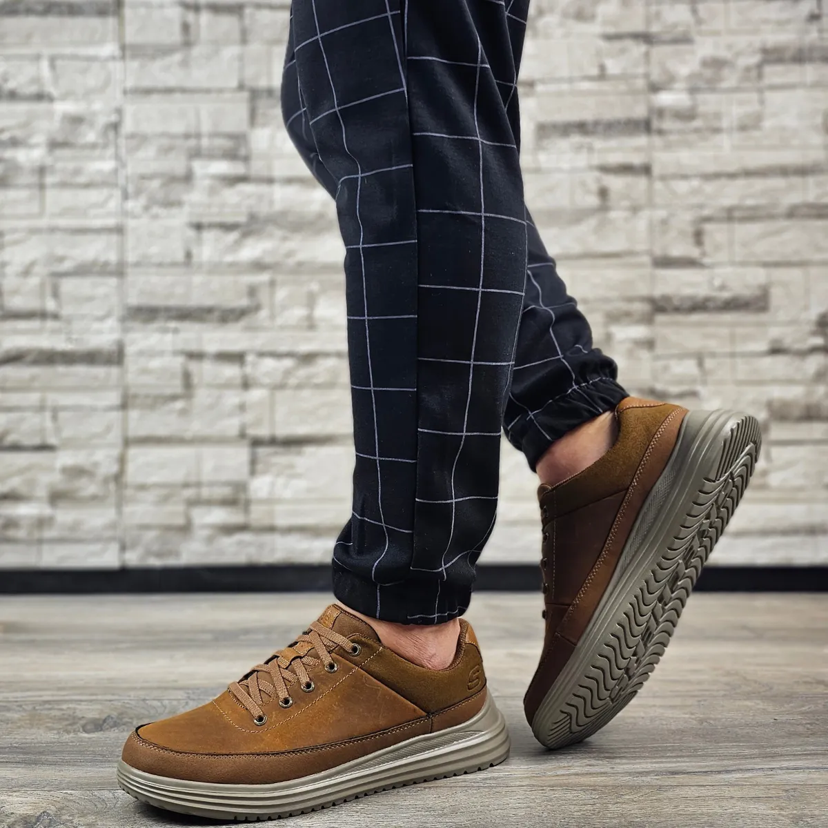 Pantofi sport, barbati, SKECHERS PROVEN ALDENO 204875-CDB maro, piele naturala