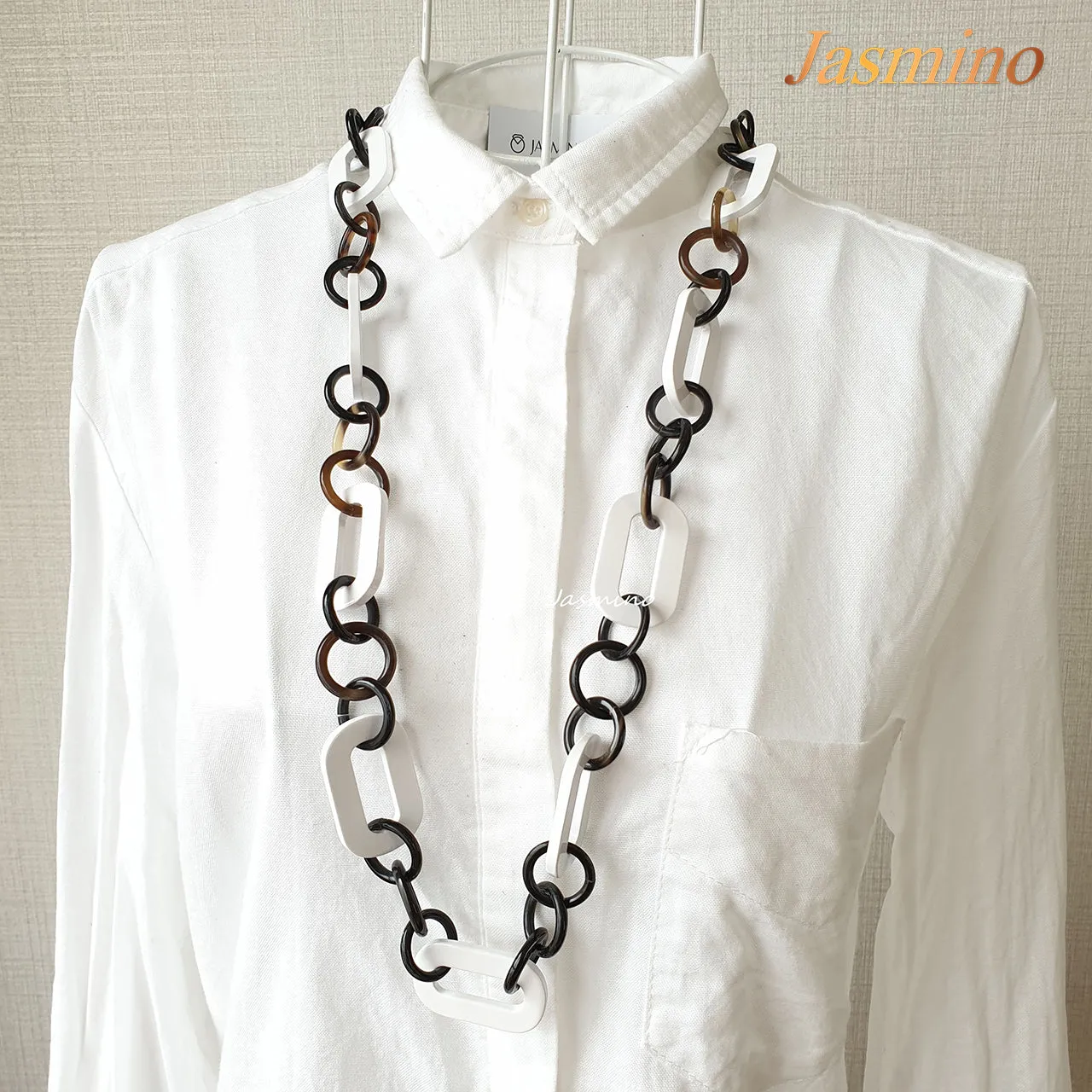 Unique Handmade Necklace J17546, Made by Buffalo Horn and Lacquer From Vietnam