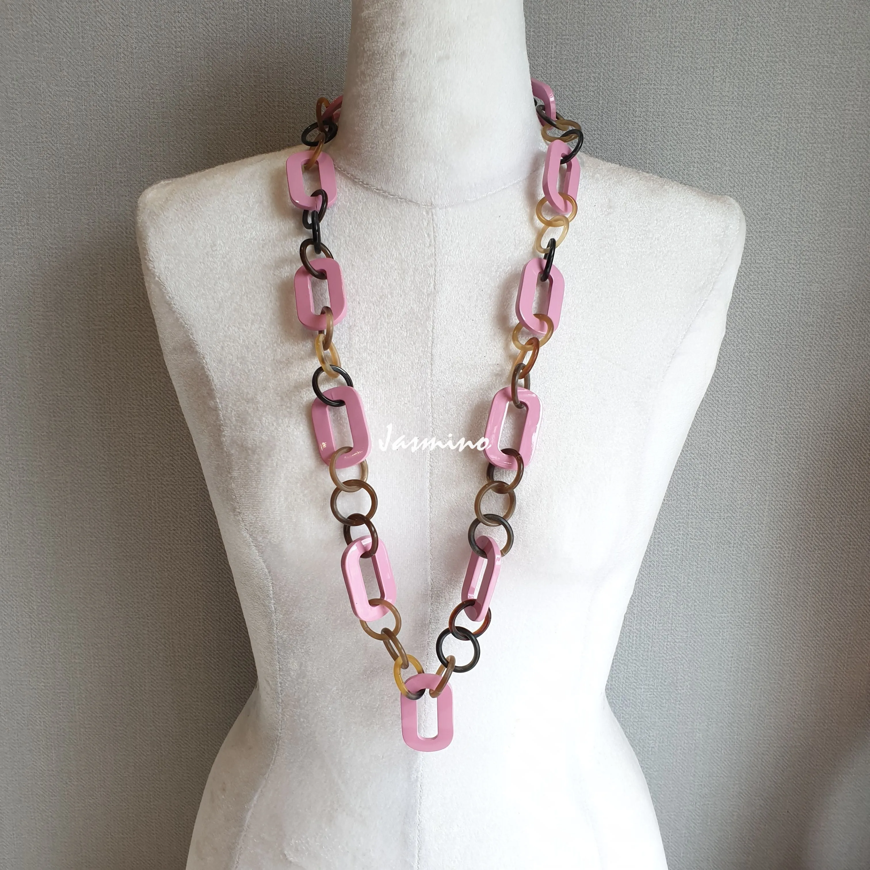 Unique Handmade Necklace J17546, Made by Buffalo Horn and Lacquer From Vietnam